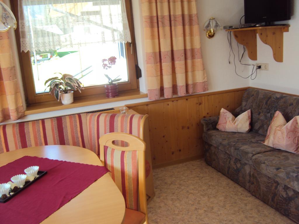 Haus Eben Appartamento Hippach Esterno foto